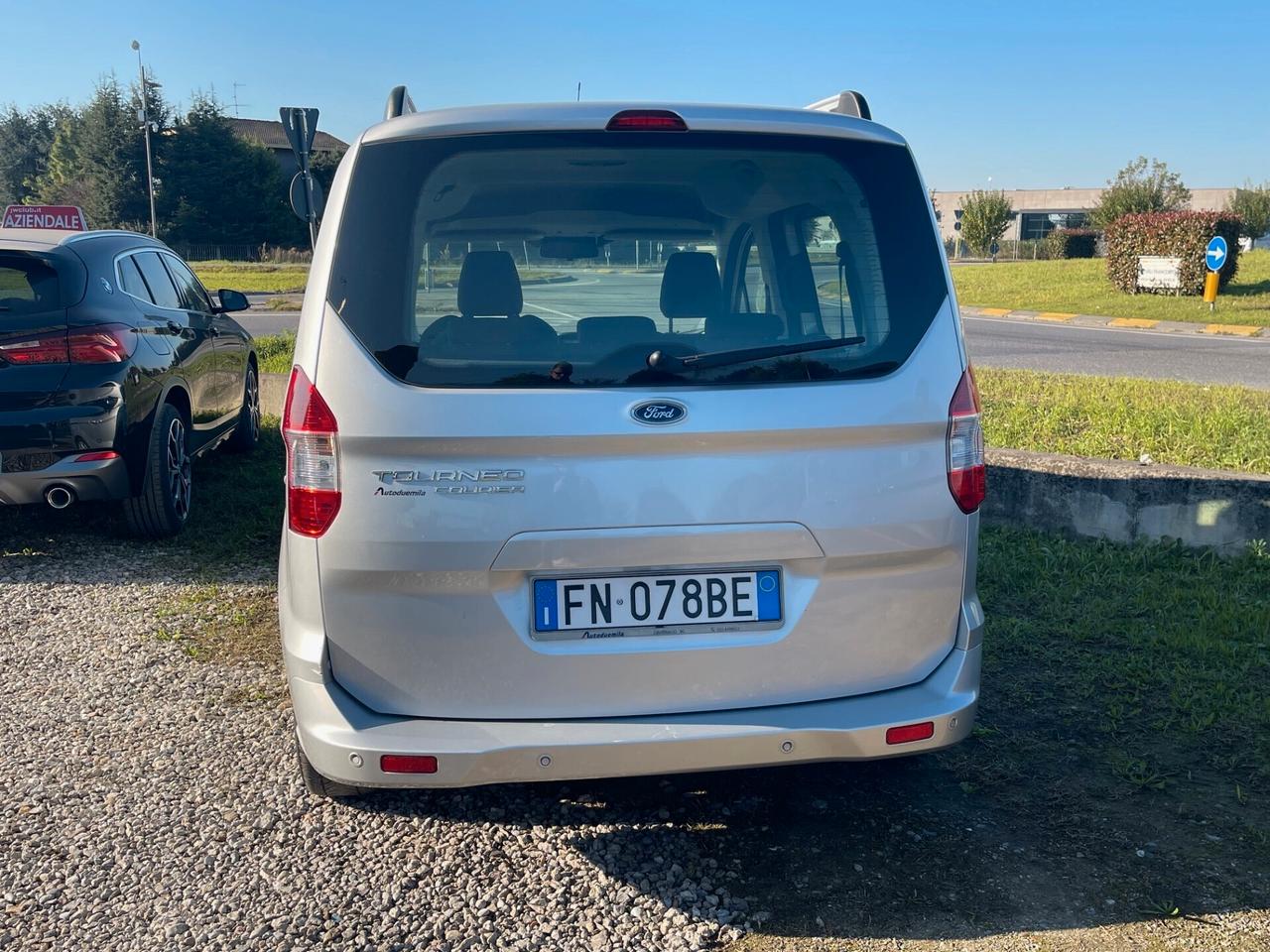 Ford Tourneo Courier 1.5 TDCI 75 CV Plus