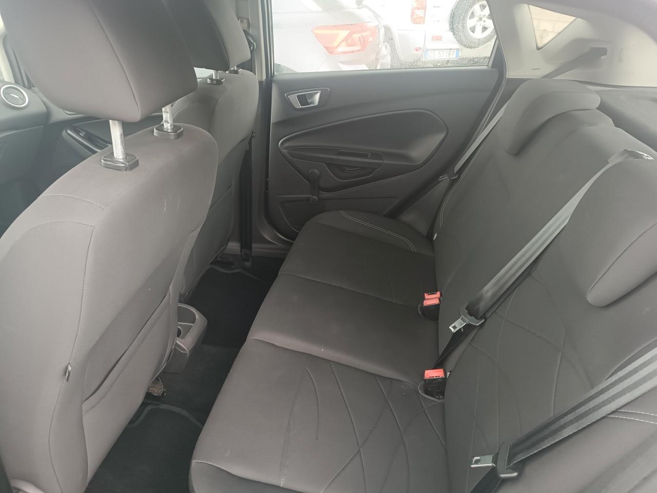 Ford Fiesta 1.5 TDCi 75CV 5 porte Business