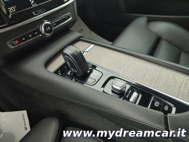 VOLVO V90 Cross Country B4 (d) AWD Geartronic Business Pro