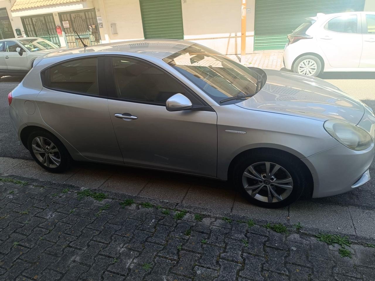 Alfa Romeo Giulietta 1.6 JTDm-2 105 CV Progression