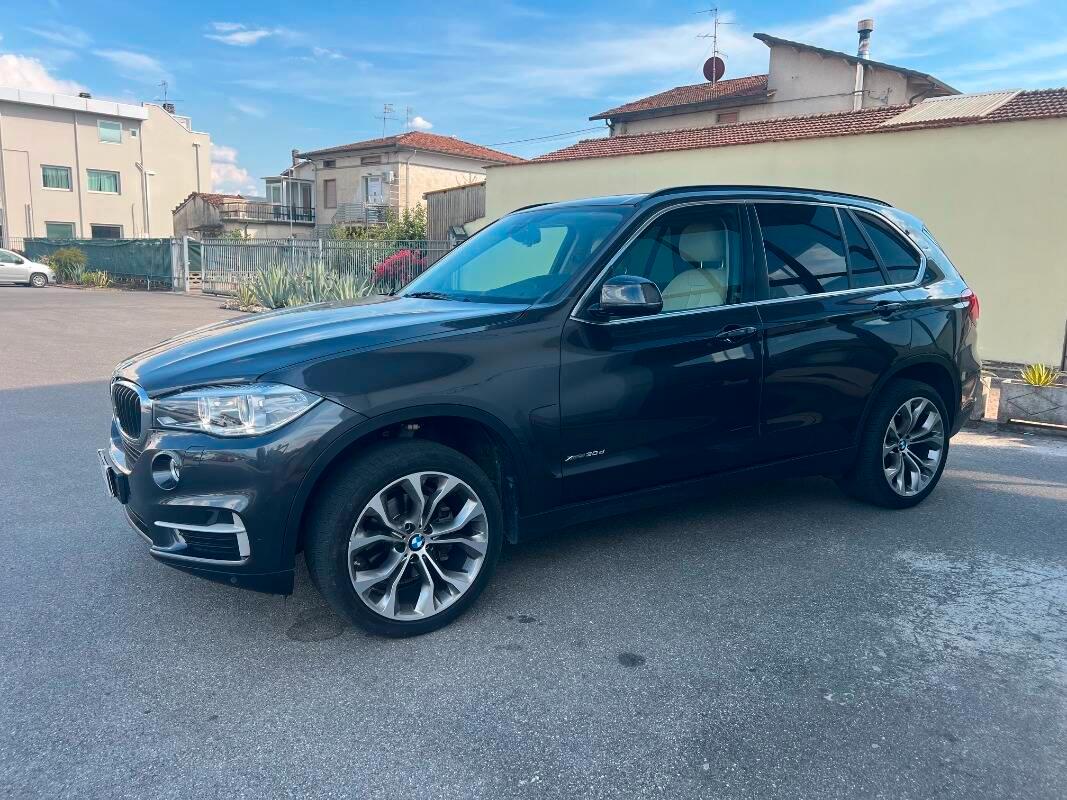 BMW X5 Xdrive30d Luxury 258cv auto