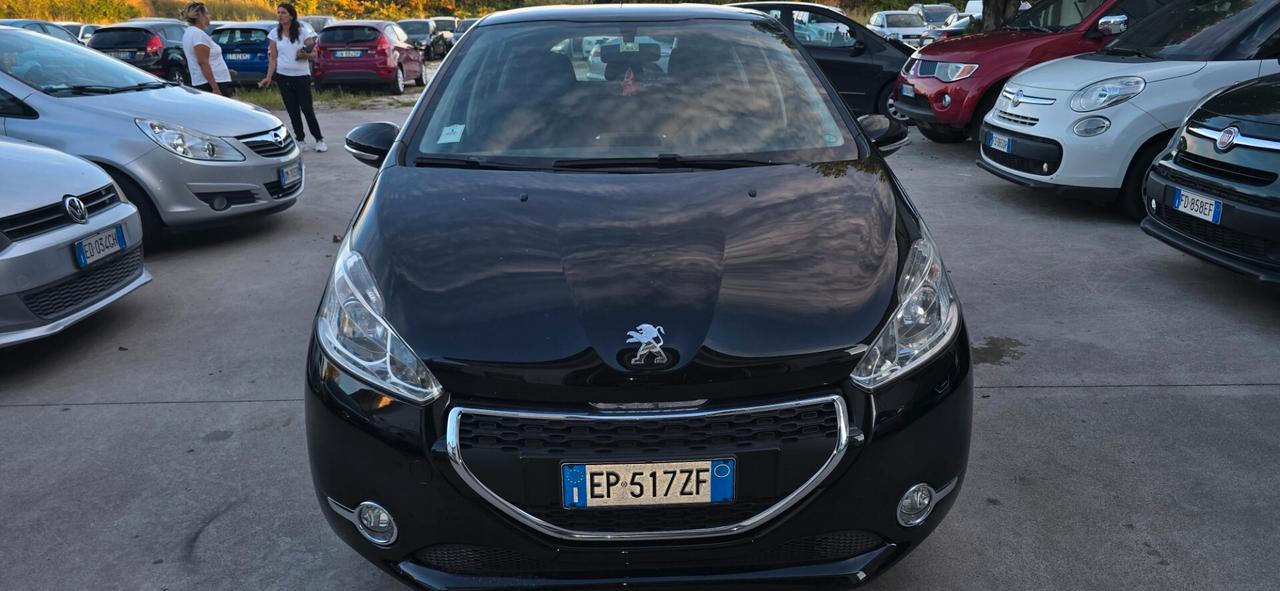 Peugeot 208 1.4 HDi 68 CV 5 porte Active