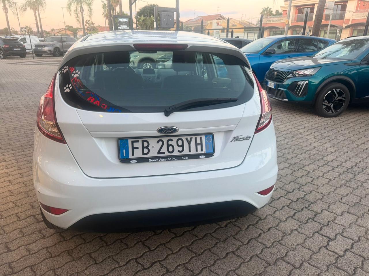 Ford Fiesta 1.5 TDCi 75CV 5 porte Black & White Edition, CON SOLI KM77.000