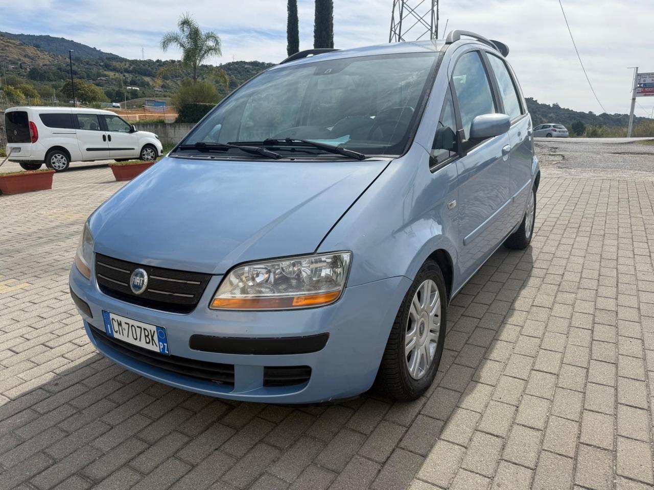 Fiat Idea 1.9 Multijet Emotion