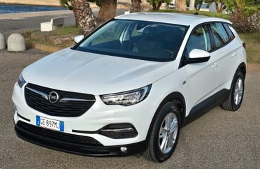 Opel Grandland X 1.5 diesel Ecotec Start&Stop aut. Business Ed.