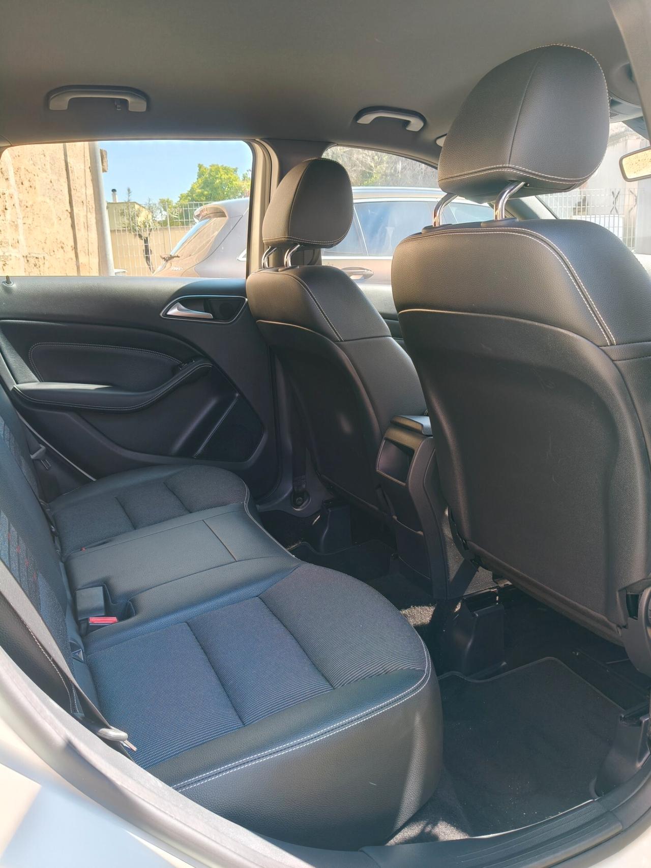 Mercedes-benz B 200 d Automatic 4Matic Executive