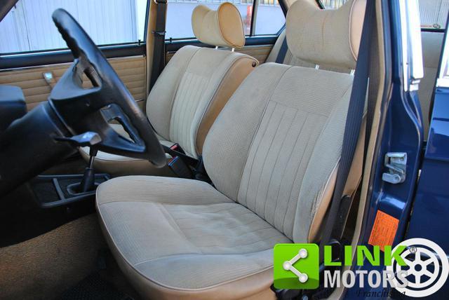 BMW 518 Serie 5 (E12) 1980 - TARGHE NERE