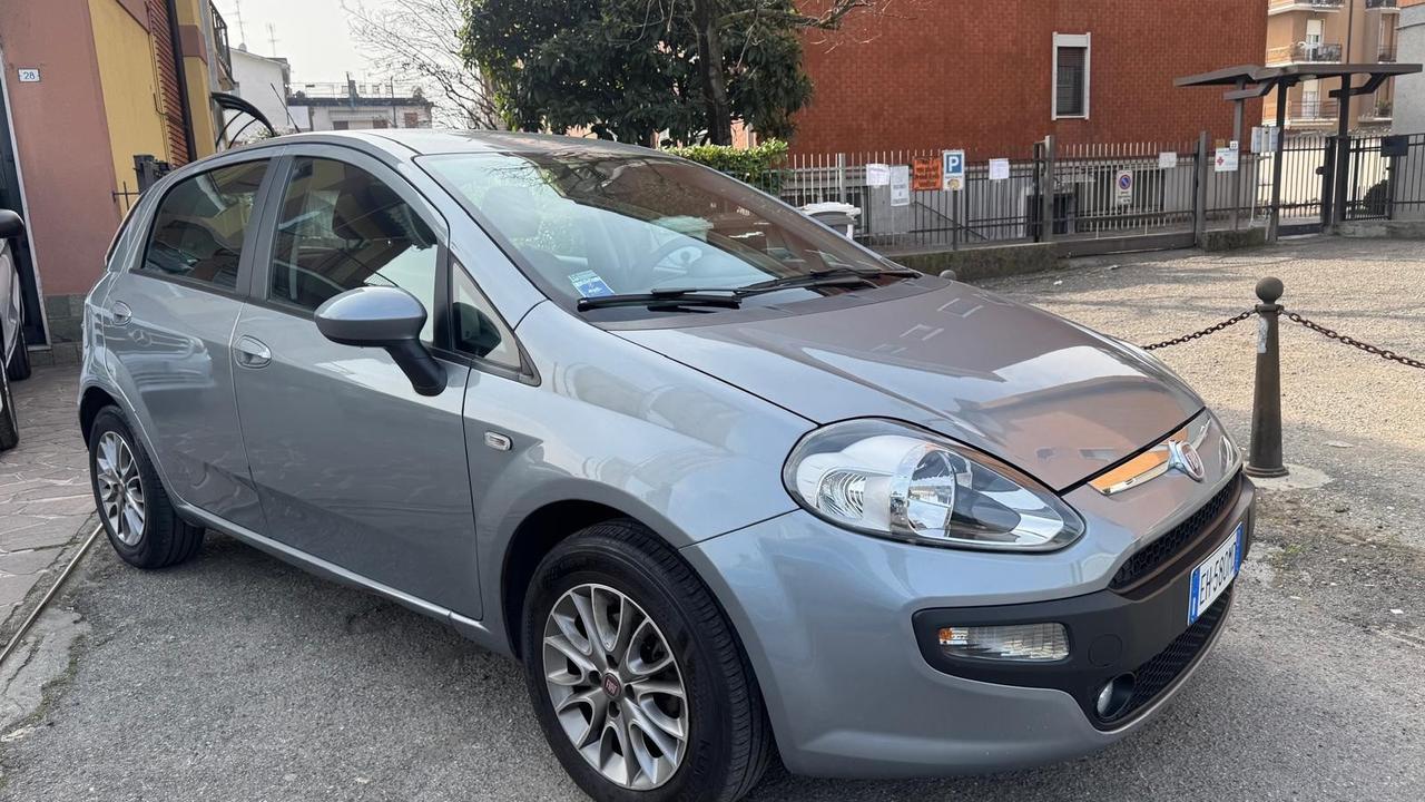 Fiat Punto Evo 1.4 5 porte S&S Blue&Me