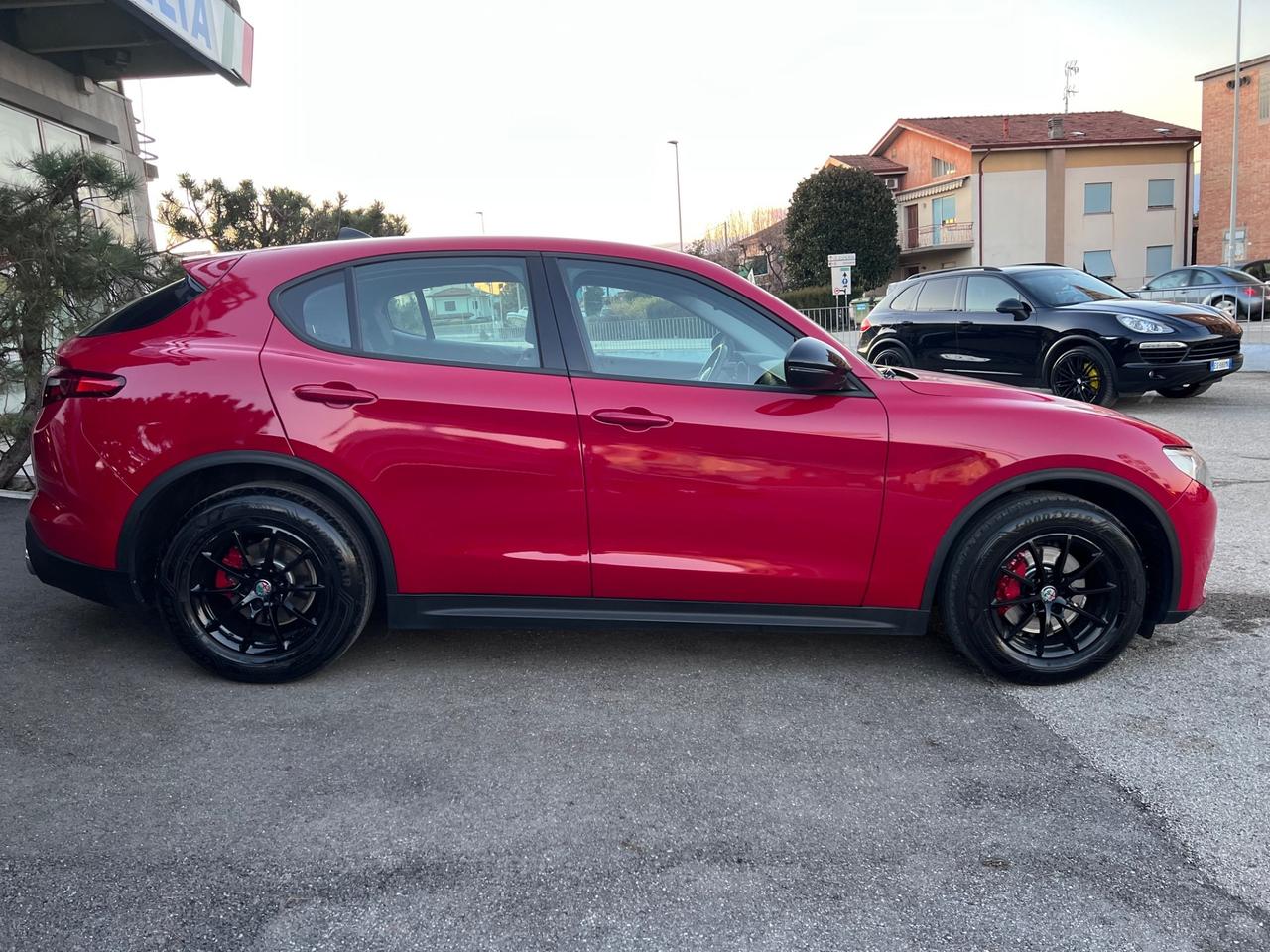 Alfa Romeo Stelvio 2.2 Turbodiesel 160 CV AT8 RWD Sport