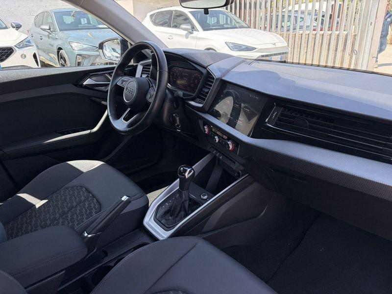 Audi A1 Sportback Admired 1.0 TFSI 95CV s-tronic 25