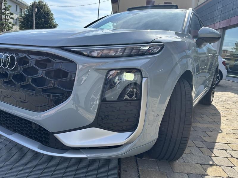Audi Q3 1.5 tfsi mhev S line edition 150cv s-tronic FULL LED-TETTO-19"