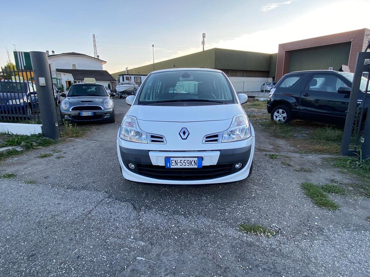 Renault Modus Grand 1.2 16V Wave