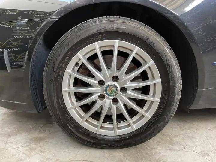 Alfa Romeo 159 1.9 JTDm 16V Exclusive
