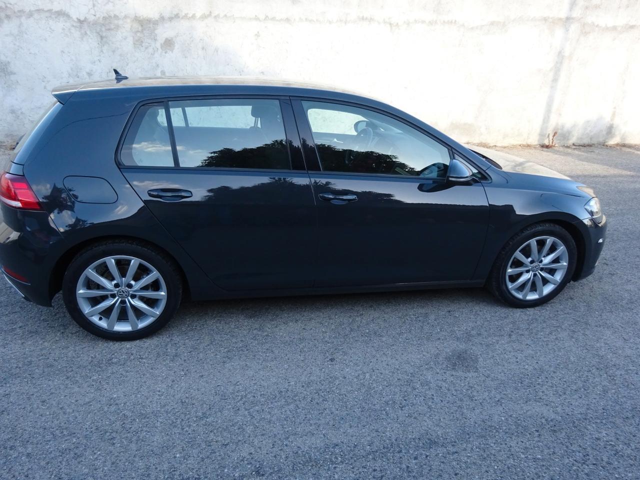 Volkswagen Golf Variant 2.0 TDI Highline BlueMotion Technology