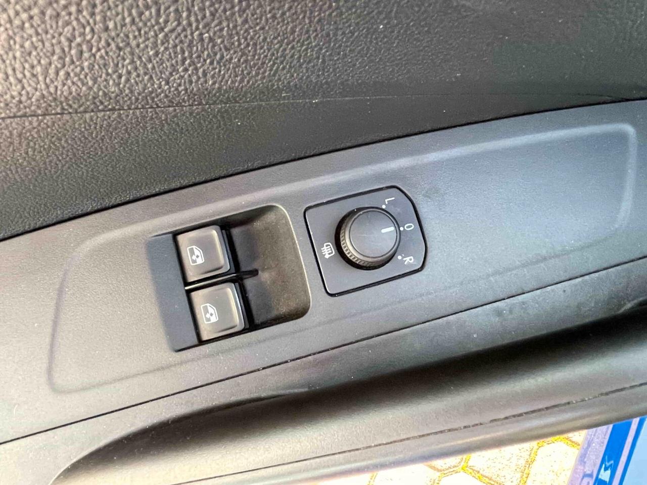 Skoda Fabia 1.0 MPI 80 CV Ambition NEOPATENTATI