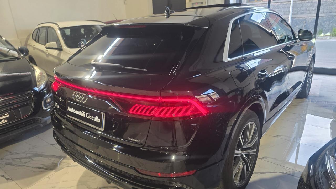 Audi Q8 50 TDI 286 CV quattro tiptronic S-LINE