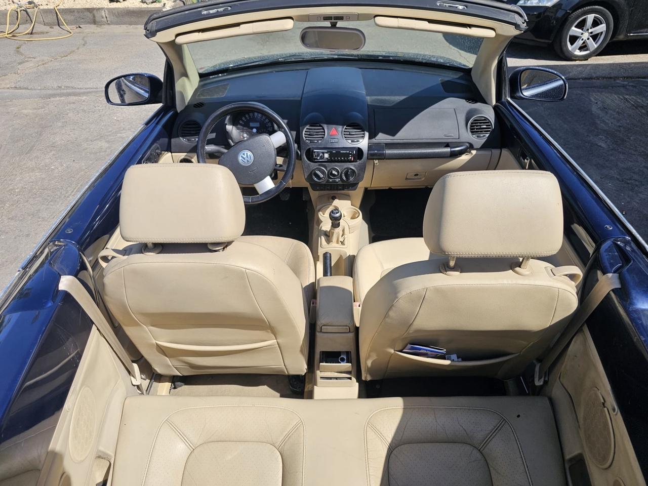 Volkswagen New Beetle 1.6 Cabrio