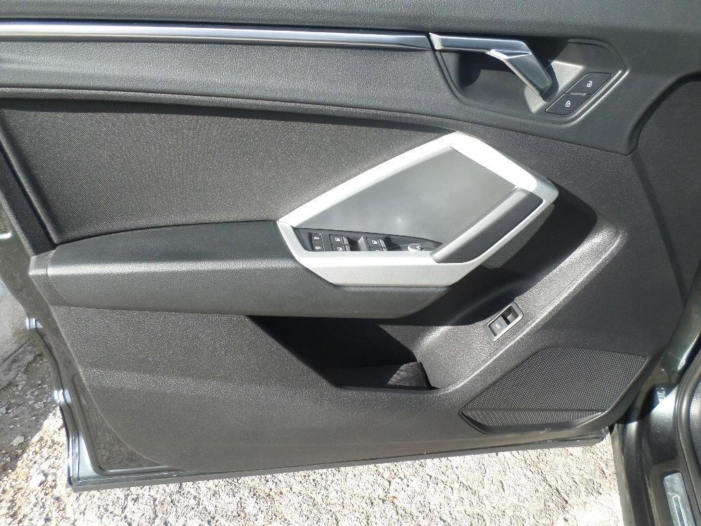 Audi Q3 SPB 35 TFSI S line edition