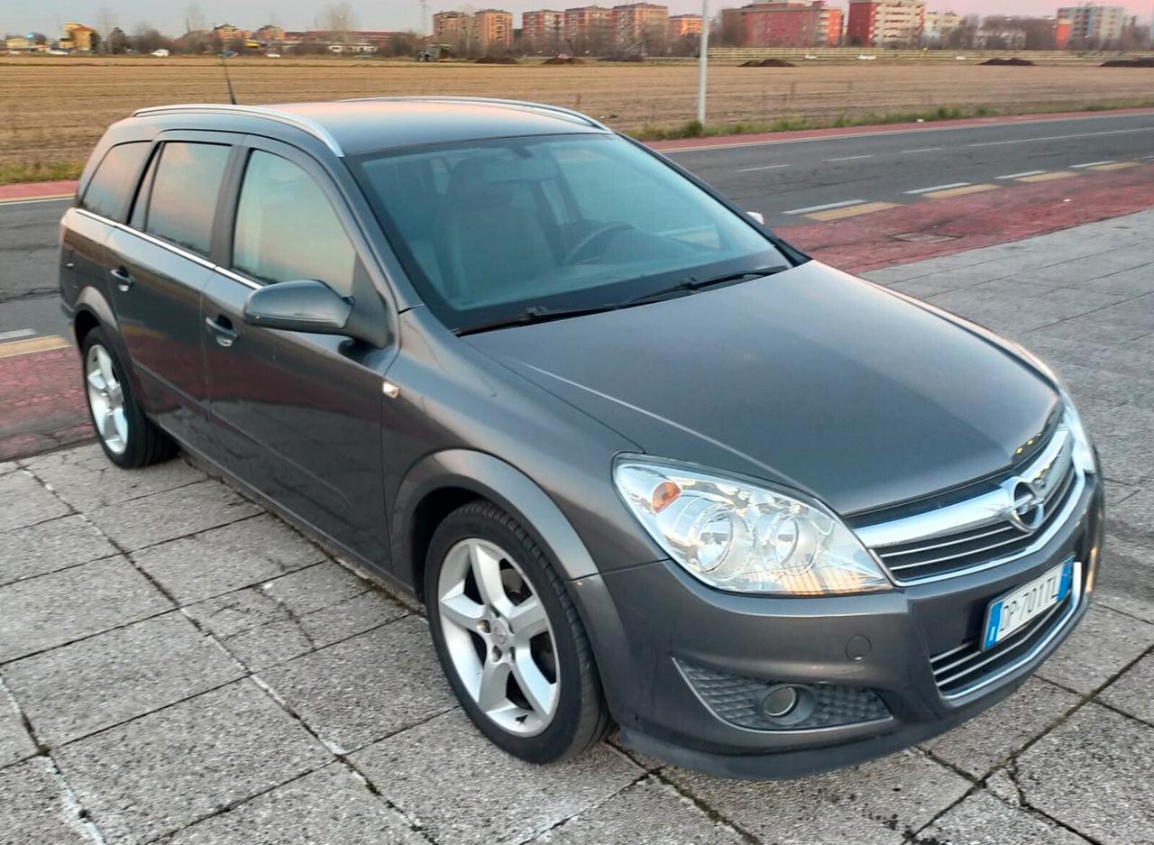 Opel Astra 1.6 16V VVT Station Wagon Enjoy