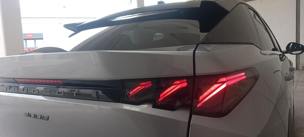 Peugeot 3008 GT 145cv hybrid