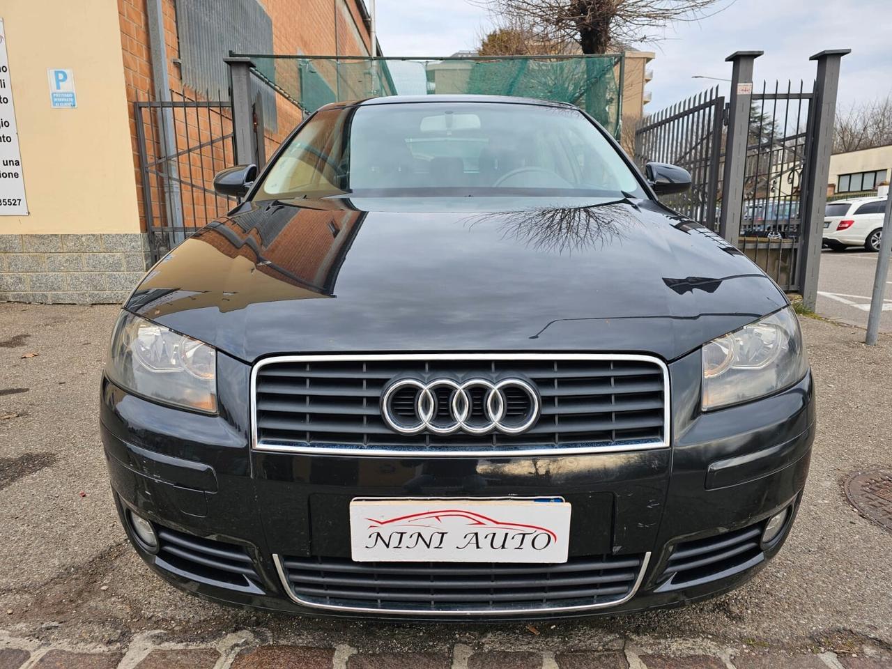 Audi A3 2.0 TDI 140cv Ambition 3 Porte*Unipro*Cerchi 17*