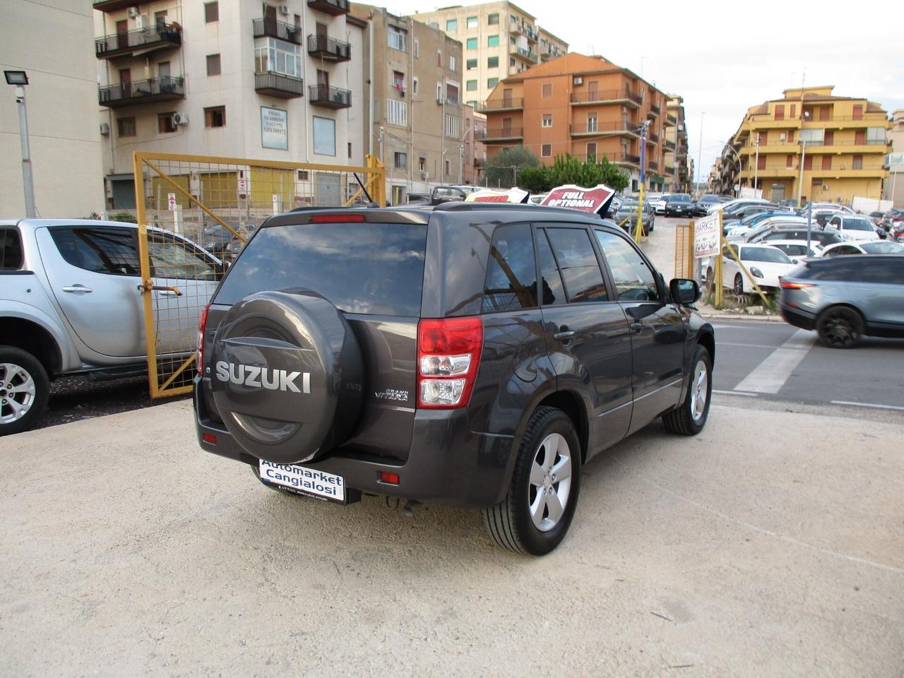 Suzuki Grand Vitara 1.9 DDiS 5 porte MOLTO BELLO 2012