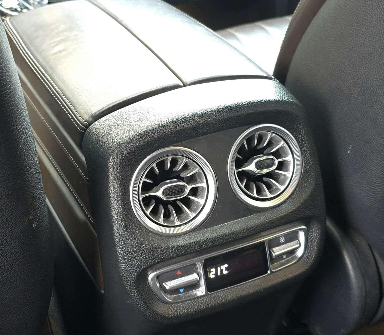 Mercedes-Benz G 63 AMG Stronger Than Time Edition 585cv auto