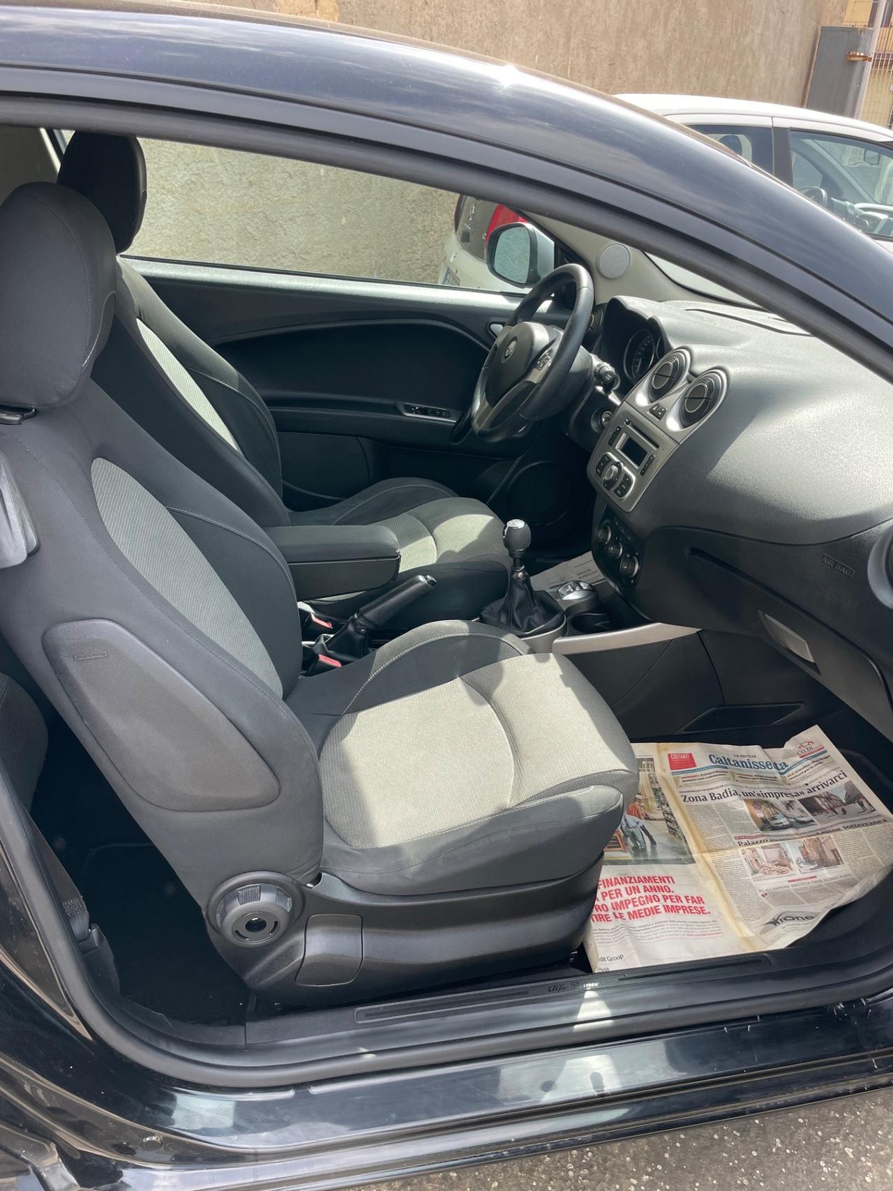 Alfa Romeo MiTo 1.4 105 CV M.air S&S Distinctive Sport Pack