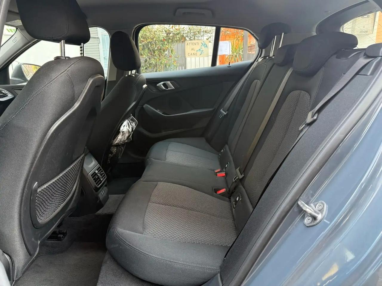 Bmw 118 118i 5p. Business Advantage