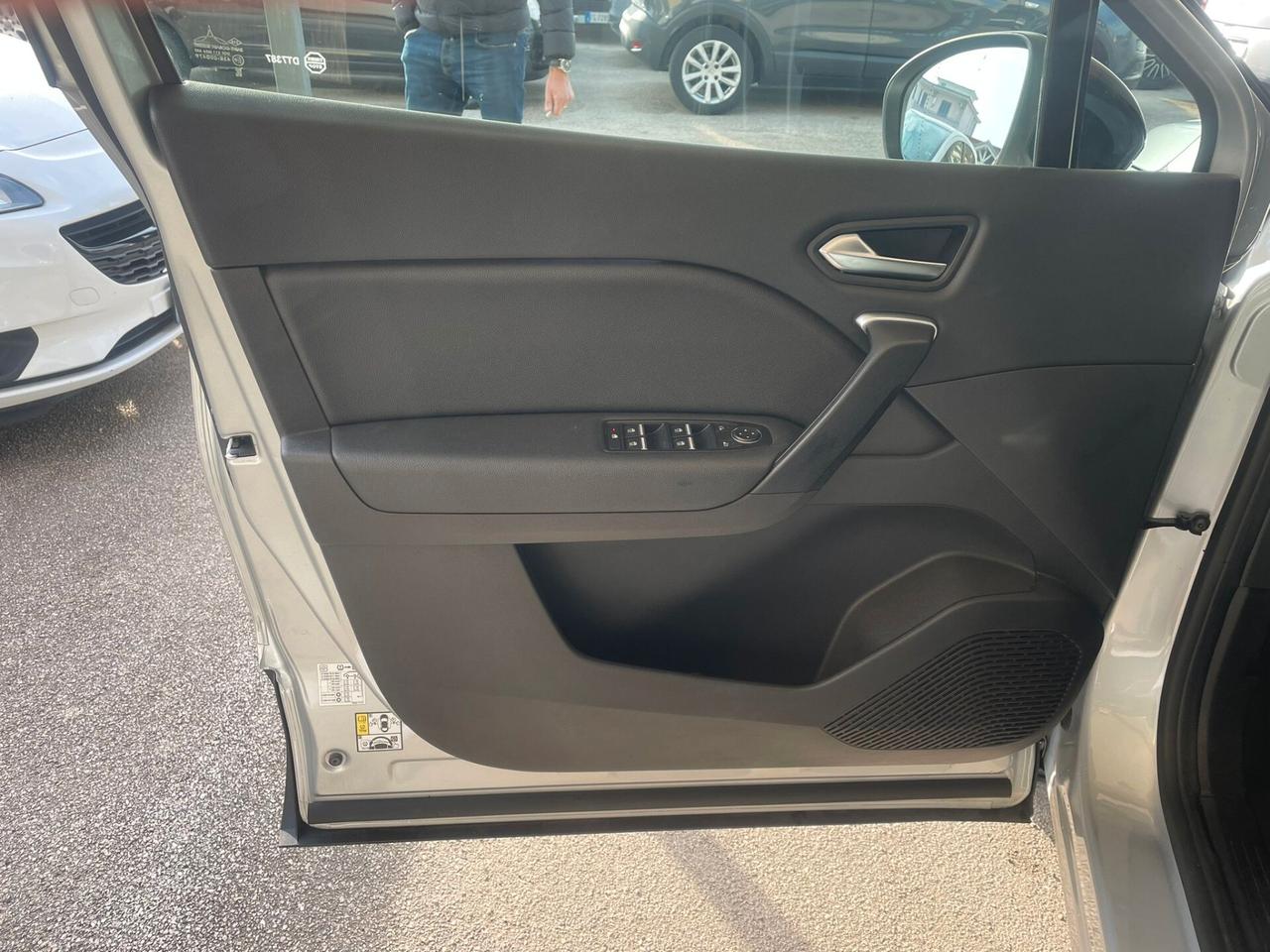 Renault Captur Full Hybrid E-Tech Intens