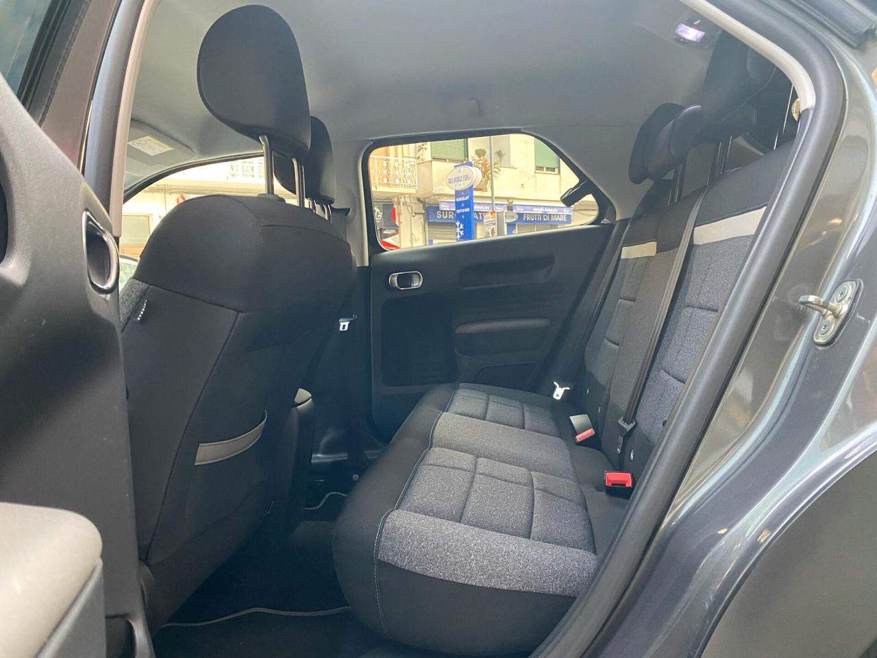 Citroen C4 Cactus 1.5 BlueHDi 100 S&S Shine