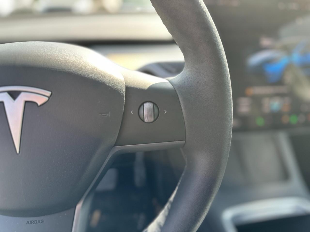 TESLA Model Y 2021 - Model Y Single Motor rwd