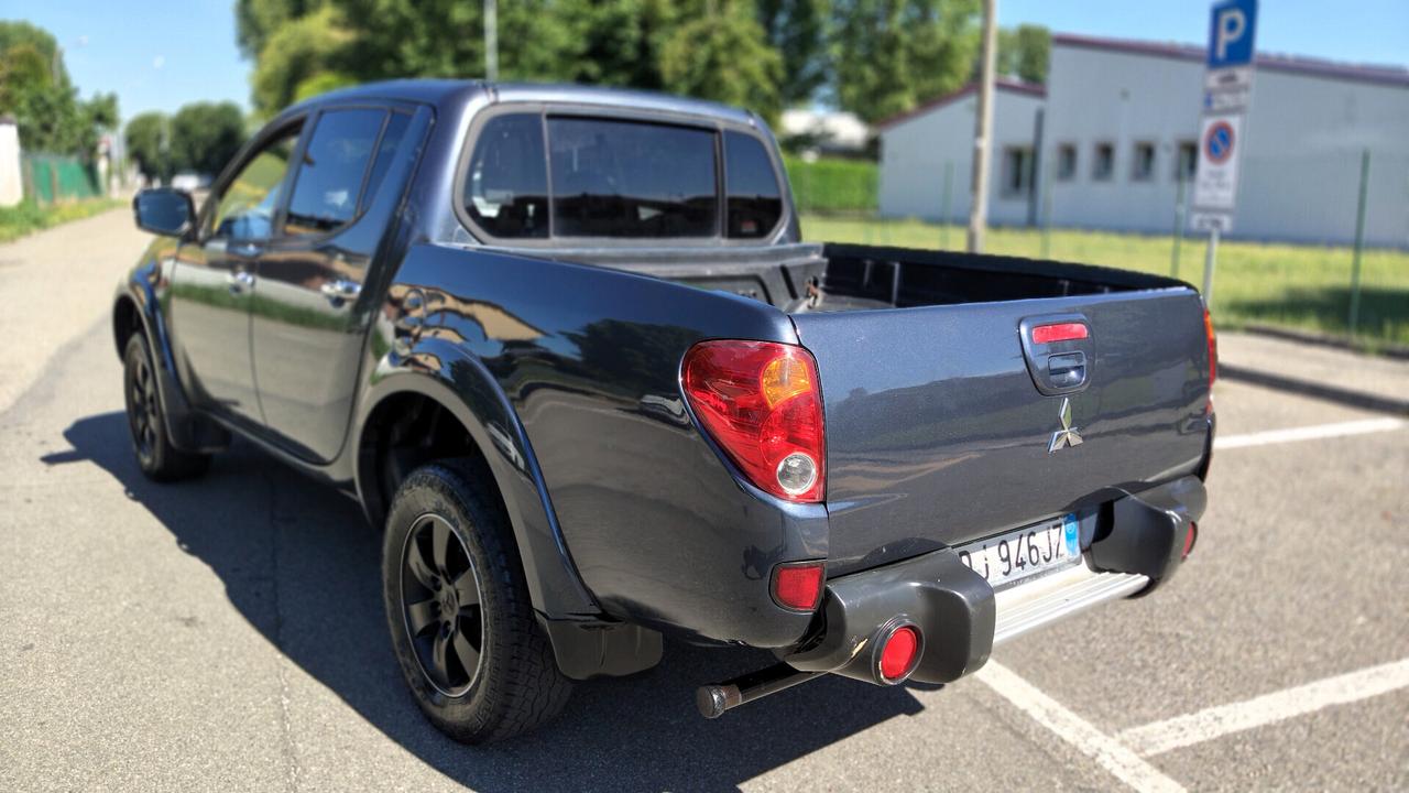 Mitsubishi L200 2.5 DI-D/136CV Double Cab Intense