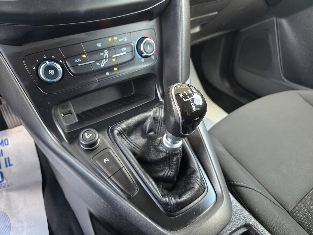 Ford Focus 1.5 TDCi 120 CV SW Titanium AUTOCARRO 4 POSTI
