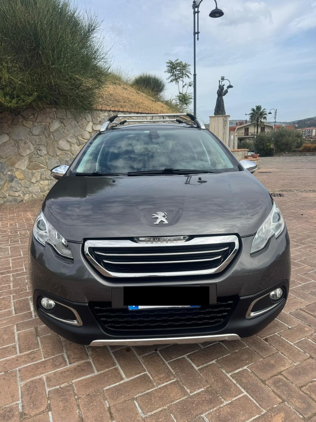 Peugeot 2008 1.6 e-HDi 92Cv *ALLURE* 2015