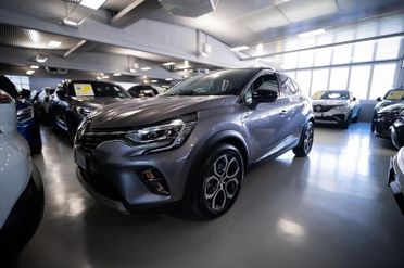 Renault Captur 1.6 E-Tech hybrid Techno Fast Track 145cv auto