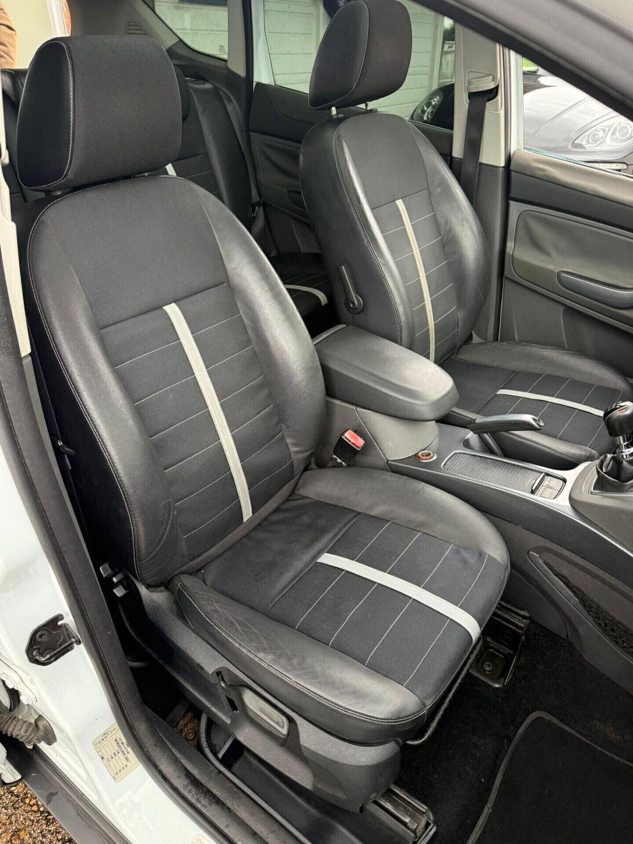 Ford kuga 4x4 titanium 2.0 TDCi neopatentati