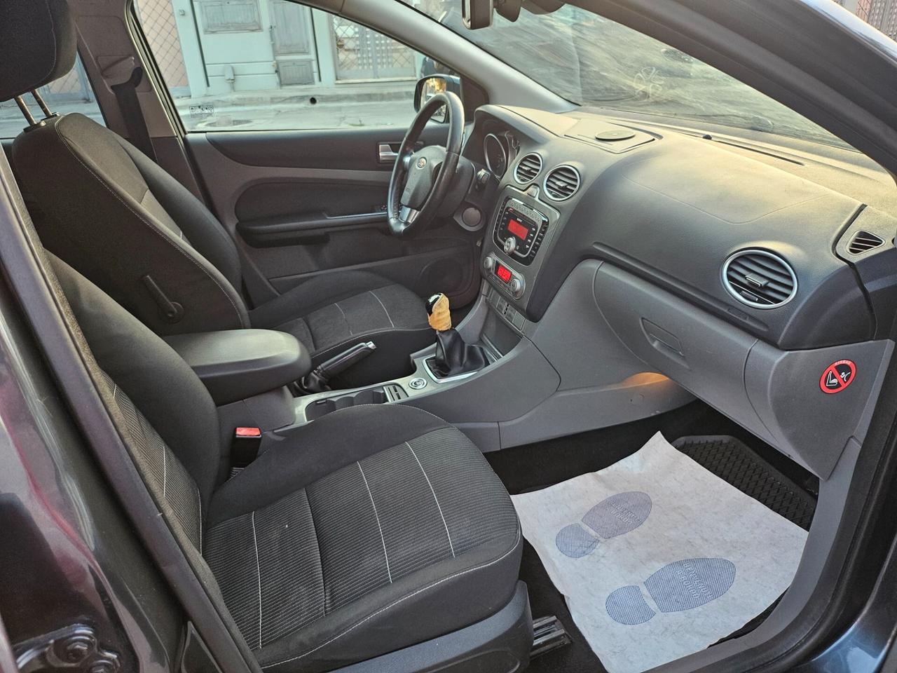 Ford Focus sw 1.6 Tdci 110cv Titanium