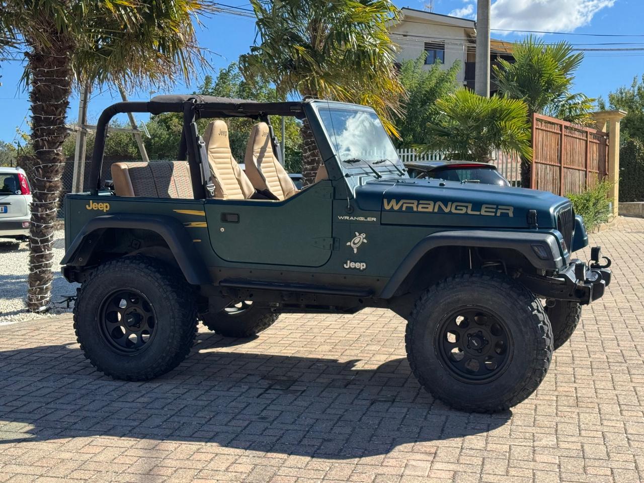 Jeep Wrangler 2.5 cat Soft top (EU)