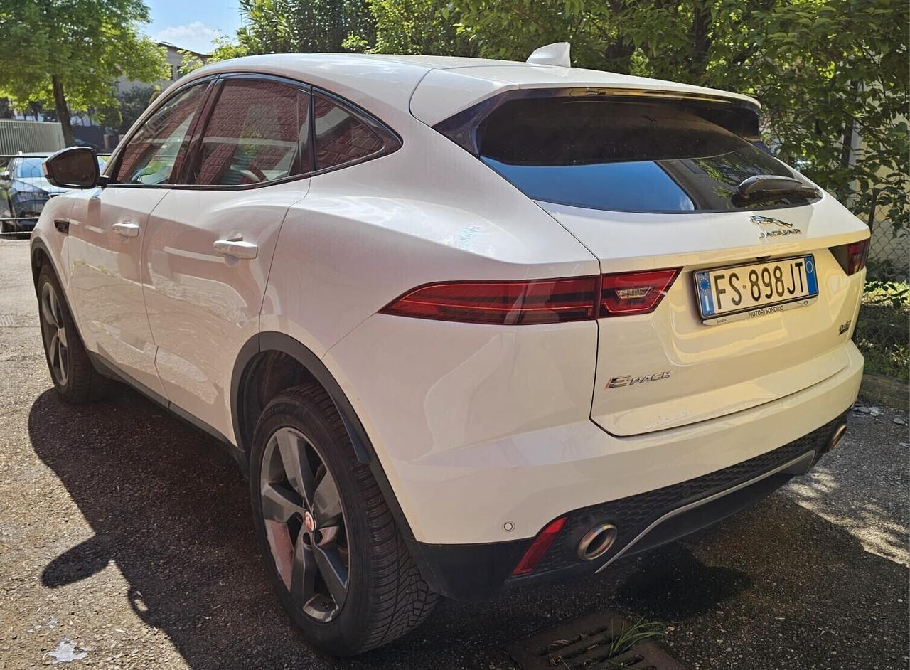 Jaguar E-Pace 2.0D 150 CV AWD aut. R-Dynamic