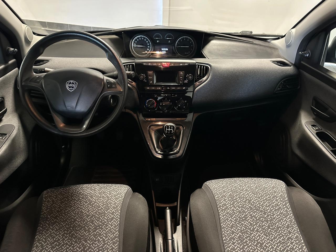LANCIA YPSILON 1.2 BENZINA 69CV NEOPATENTATI