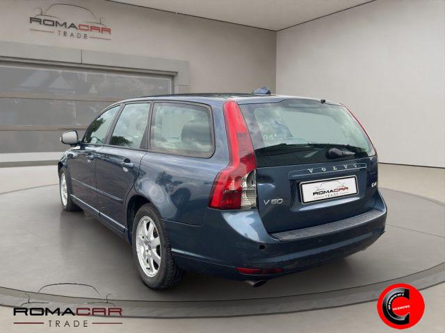 VOLVO V50 D4 Geartronic Kinetic