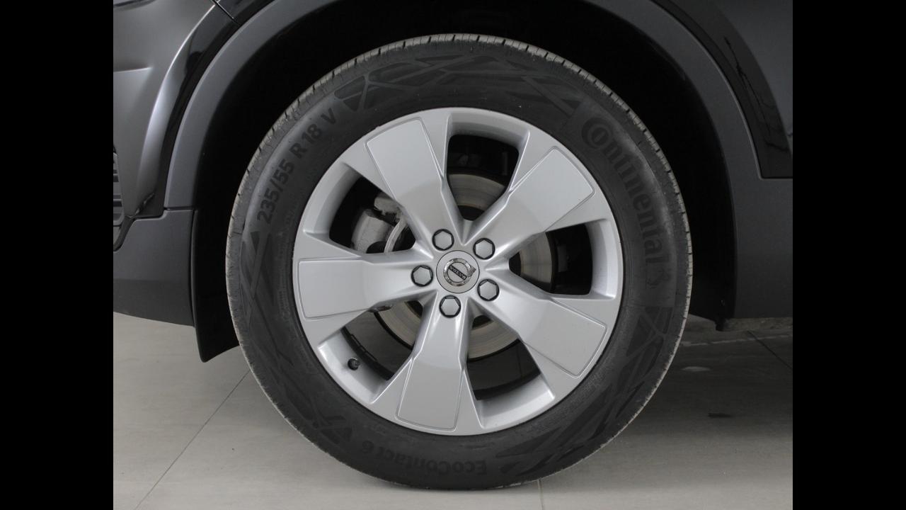 VOLVO XC40 - XC40 2.0 d3 Momentum my21