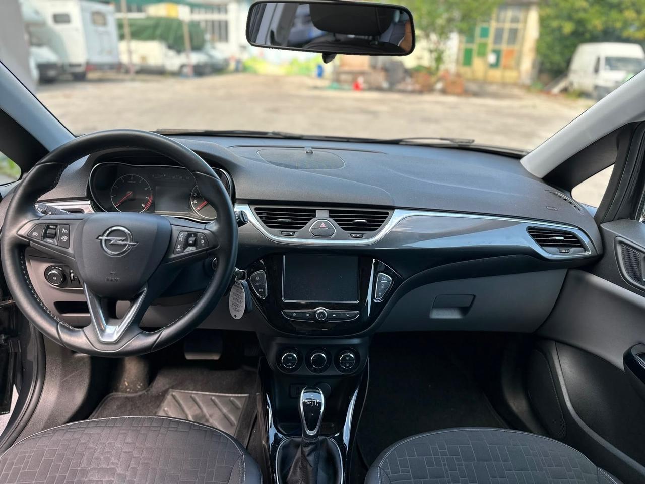 Opel Corsa 1.2 5 porte