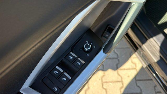 AUDI Q3 SPB 35 TDI quattro S tronic Bus. Plus IVA ESPOSTA