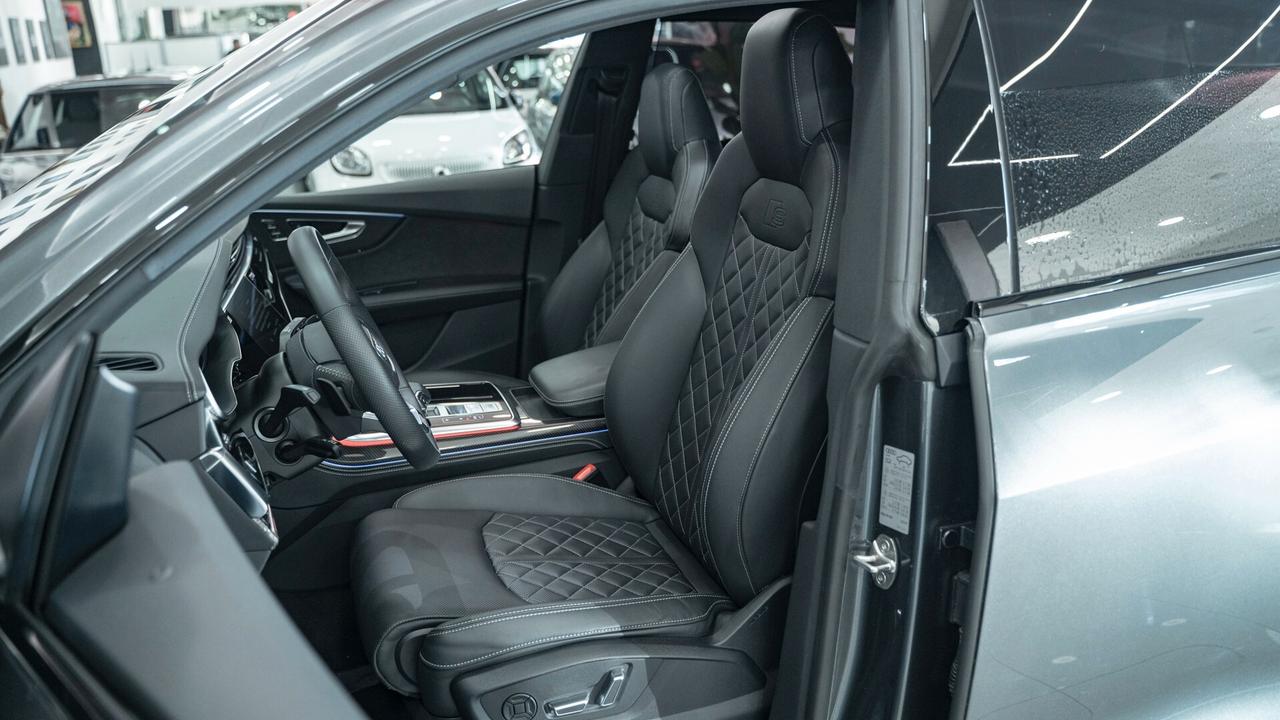 Audi SQ8 4.0 V8 TDI MHEV QUATTRO TETTO B&O CARBON PACK LUCI