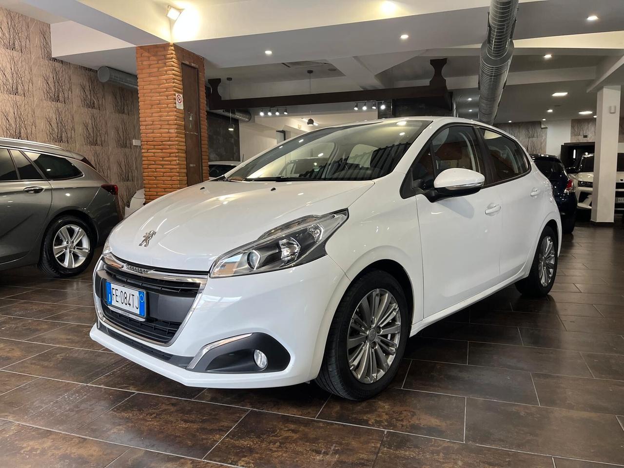 Peugeot 208 PureTech 82 5 porte Access