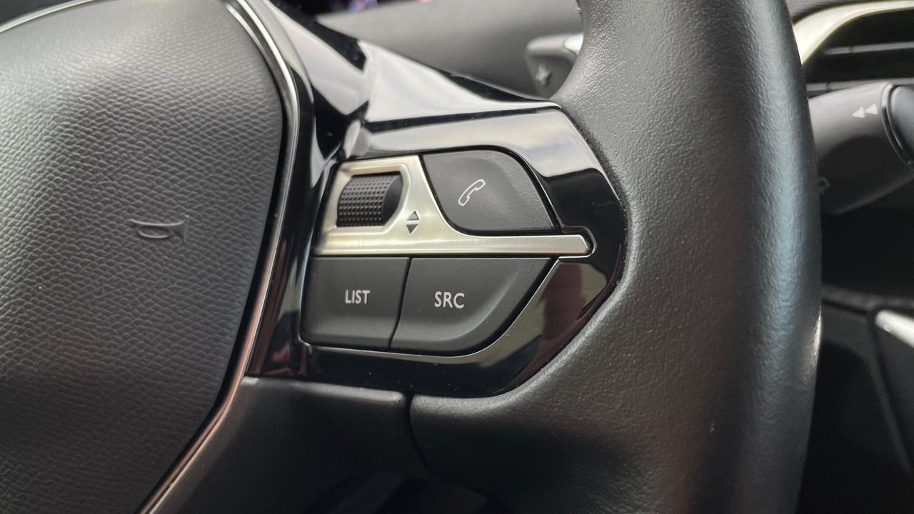 Peugeot 3008 BlueHDi 130 S&S Active VIRTUAL COCKPIT AUTOMATICA