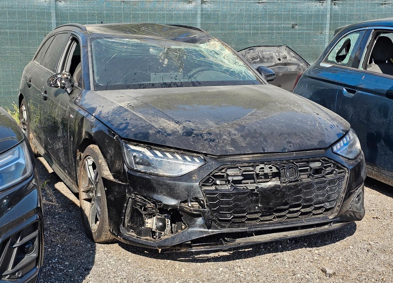SINISTRATO Audi A4 40 TDI S tronic line edition