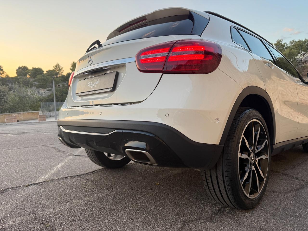 Mercedes GLA 200/2.2 136CV/CAR PLAY/TETTO/KYLESS